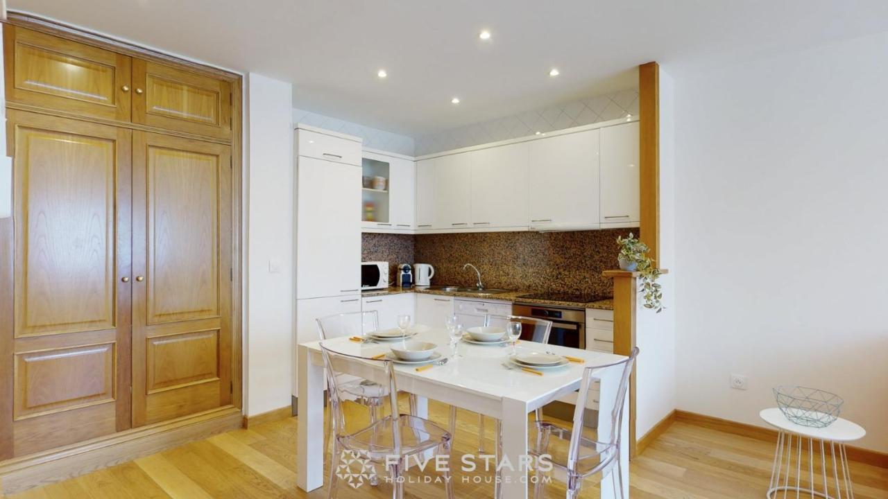 Zhara Suite Five Stars Holiday House - Generale Nisa Exterior foto